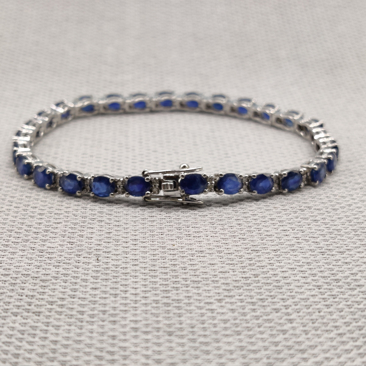 Blue Sapphire Bracelet / 925 Solid Sterling Silver / Healing Crystal Jewelry / Tennis Bracelet / Handmade Gemstone