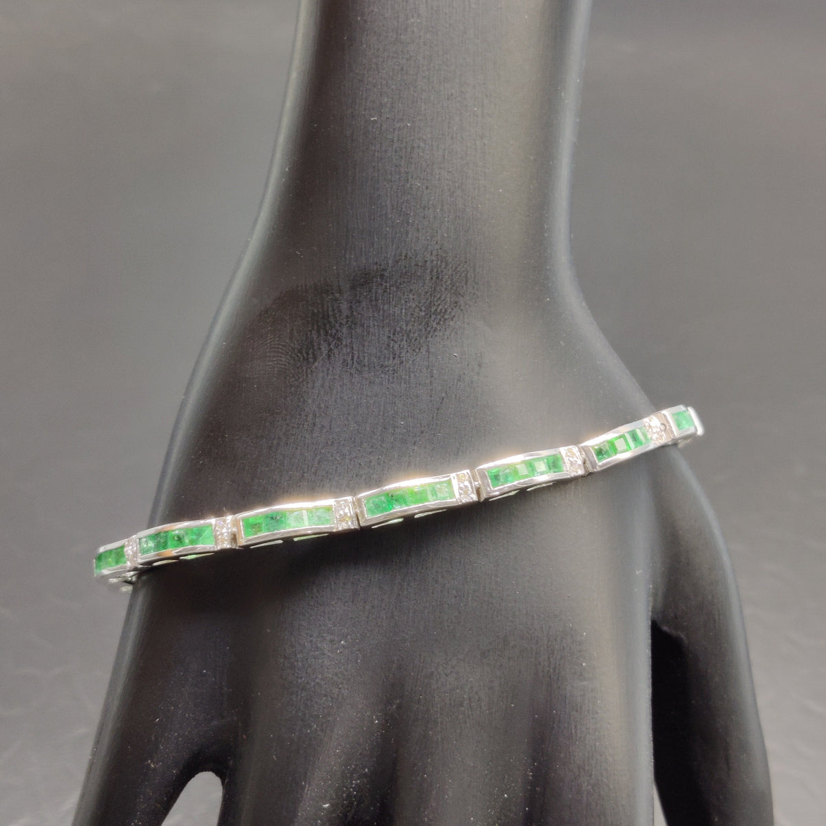 Natural Emerald Sterling Silver Bracelet – Boho Green Gemstone Jewelry