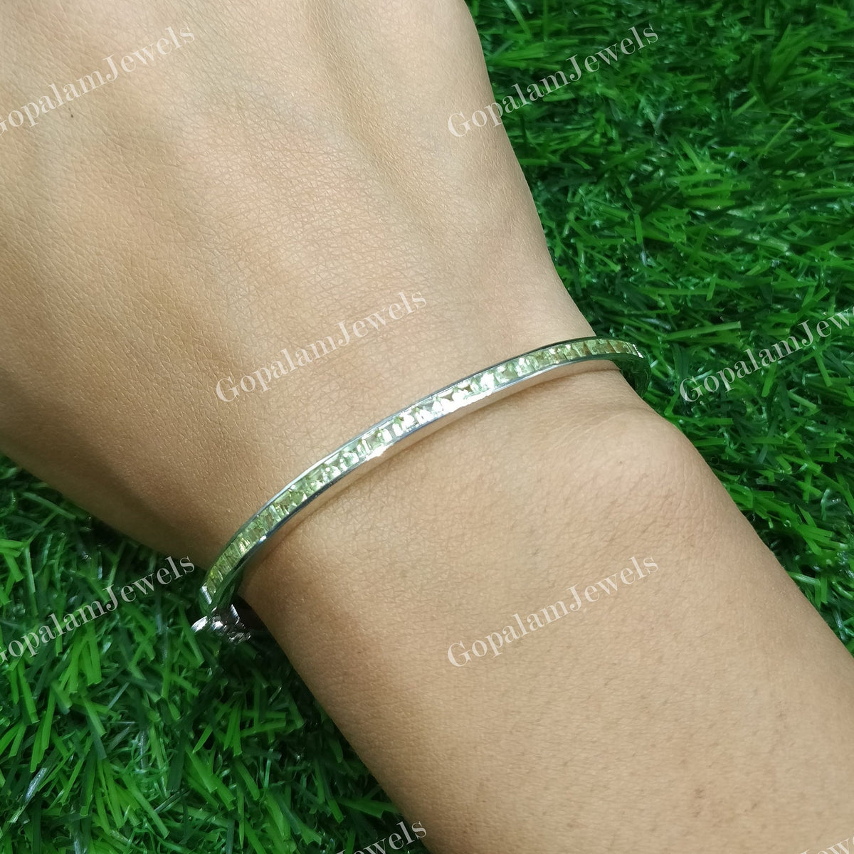 Natural Peridot Bangle-Square Cut Gemstone Bangle-925 Sterling Silver Jewelry-August Birthstone-Green Peridot Jewelry-Anniversary Gift