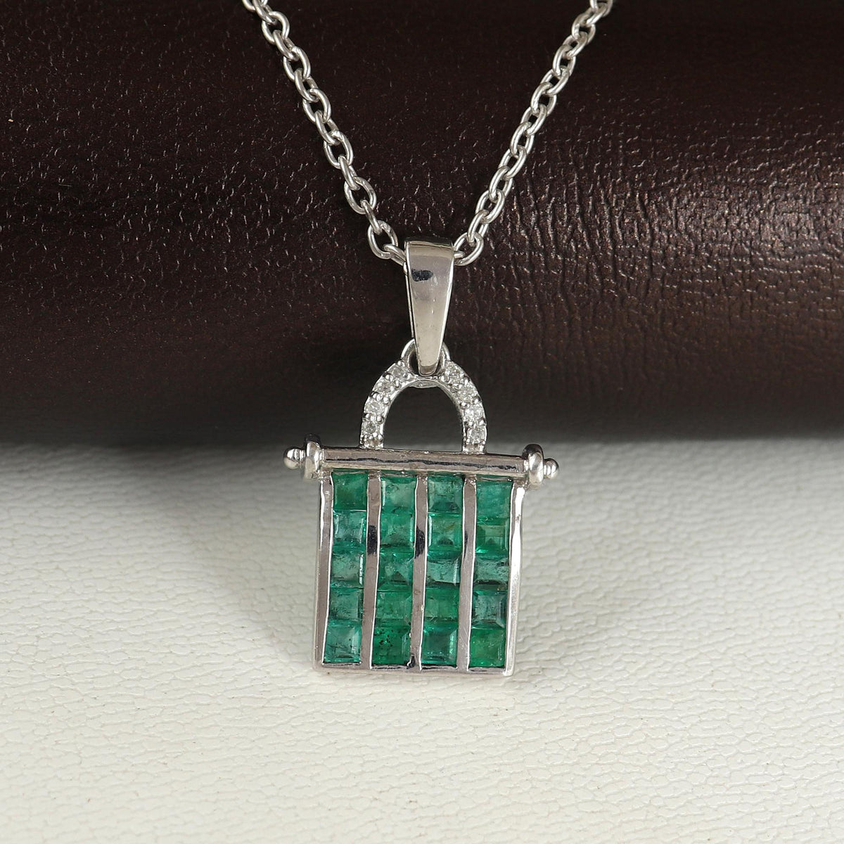 Emerald Pendant-925 Sterling Silver Jewelry-May Birthstone Pendant-Minimalist Gemstone Necklace