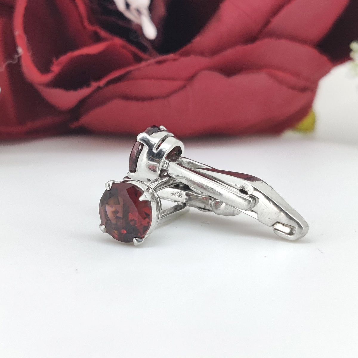 Natural Garnet Round Cut Cufflinks-925 Sterling Silver-January Birthstone-Red Garnet Jewelry-Minimalist Gemstone Cufflinks-Formal Men's Wear