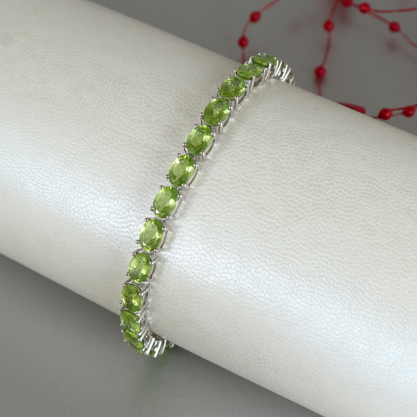 19.86 Cts Peridot Tennis Bracelet-925 Sterling Silver Bracelet-Vintage Peridot Bracelet-August Birthstone Bracelet-Oval Cut Gemstone Bracelet Gift for her