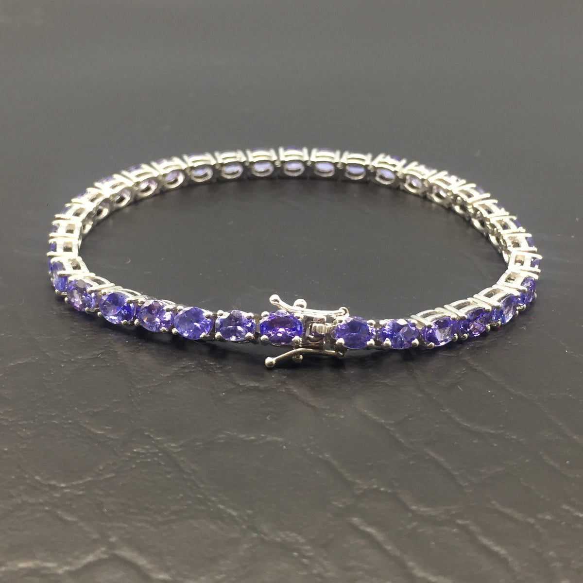 Natural Tanzanite Tennis Bracelet-925 Sterling Silver Jewelry-Oval Gemstone-Blue Tanzanite Jewelry-December Birthstone-Gift for anniversary