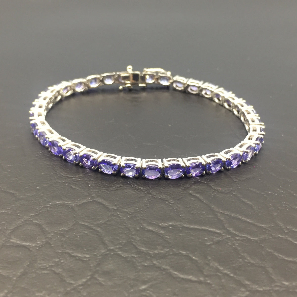 Natural Tanzanite Tennis Bracelet-925 Sterling Silver Jewelry-Oval Gemstone-Blue Tanzanite Jewelry-December Birthstone-Gift for anniversary