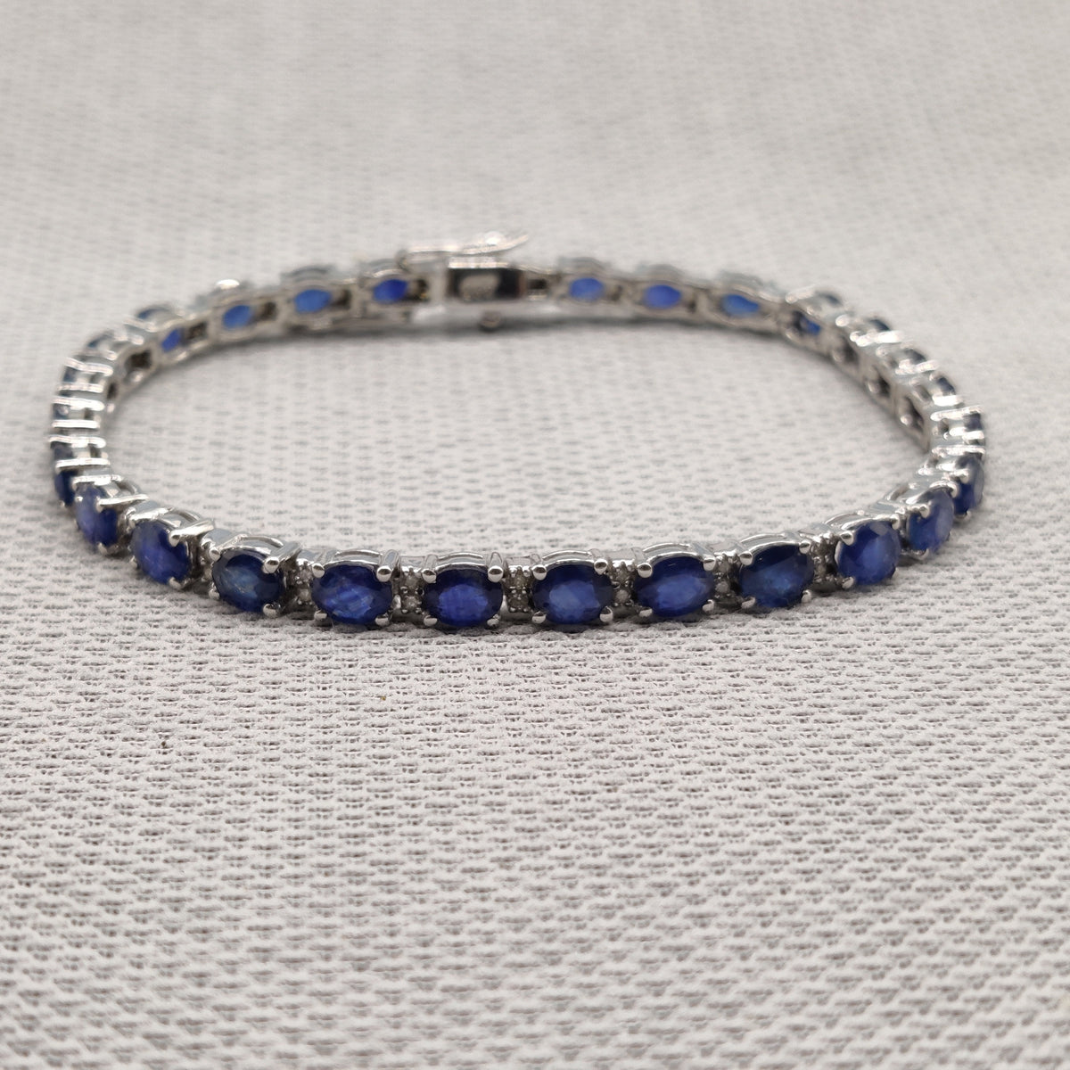 Blue Sapphire Bracelet / 925 Solid Sterling Silver / Healing Crystal Jewelry / Tennis Bracelet / Handmade Gemstone