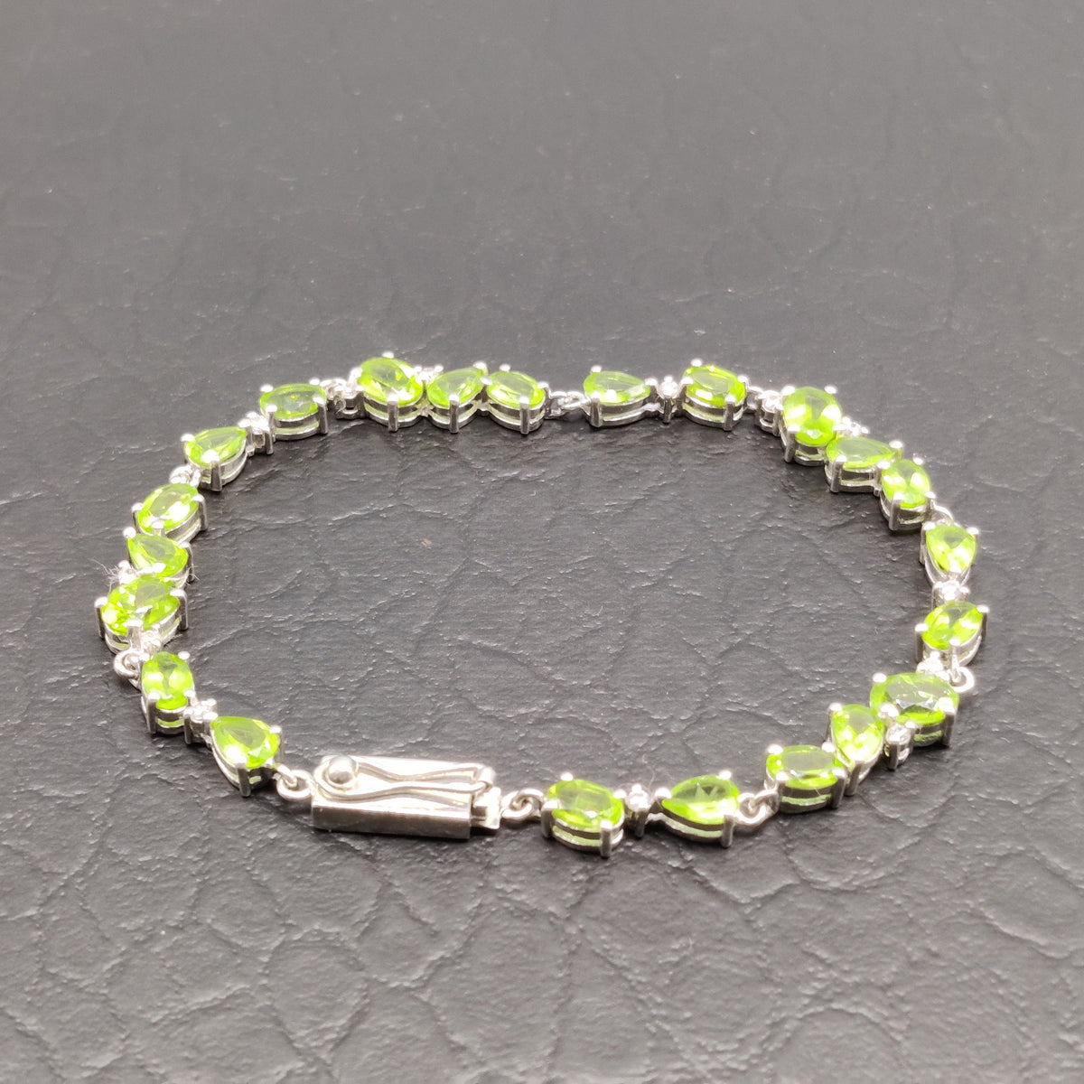 Natural Peridot Bracelet, Tennis Bracelet, 925 Silver Bracelet, Handmade Bracelet, Birthstone Bracelet, Valentines Day Gift, Gift For Her