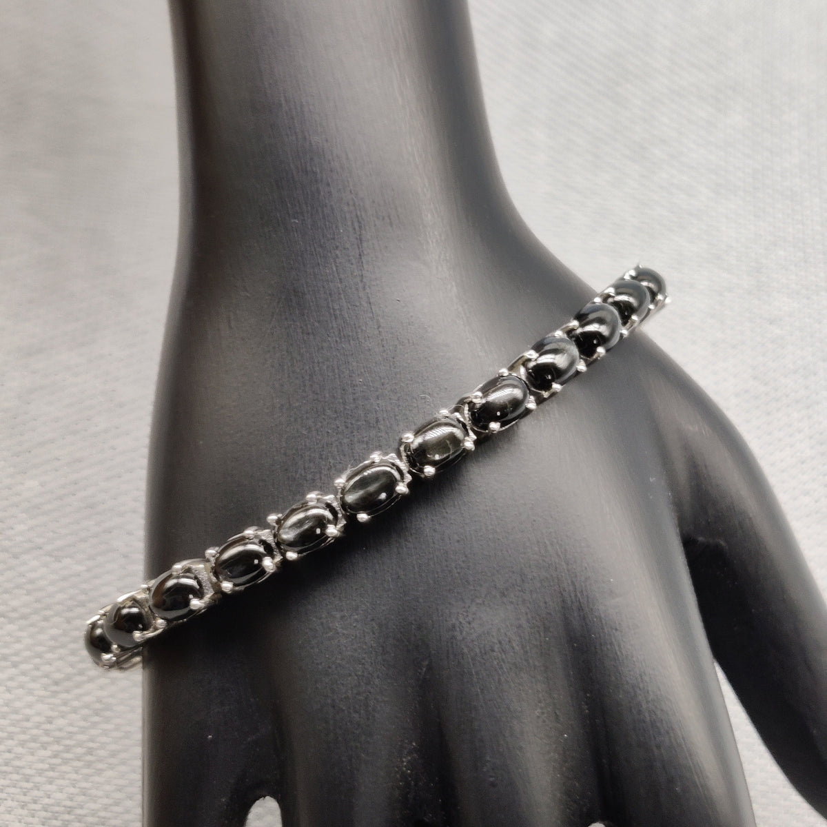 Natural Black Star Oval Cabochon 925 Sterling Silver Bracelet