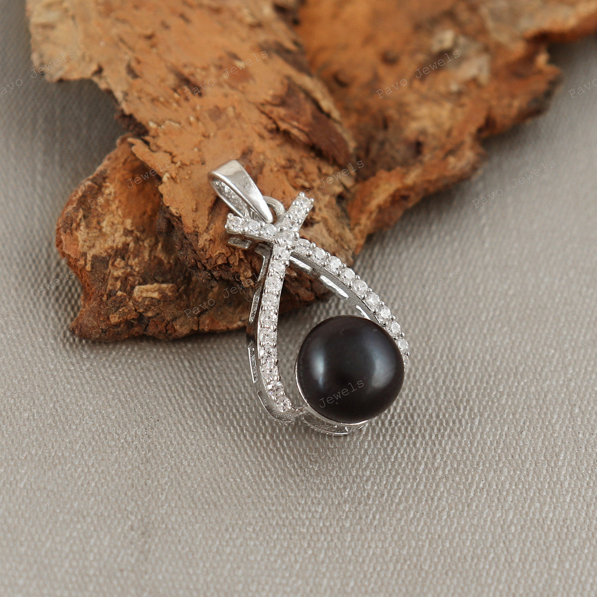 Black Pearl Pendant: Sterling Silver, Cubic Zircon Gemstone