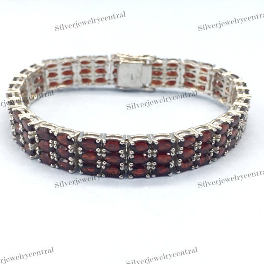Natural Garnet Bracelet-Oval Gemstone-925 Sterling Silver Jewelry-January Birthstone Jewelry-Silver Tennis Bracelet-Gift for Anniversary