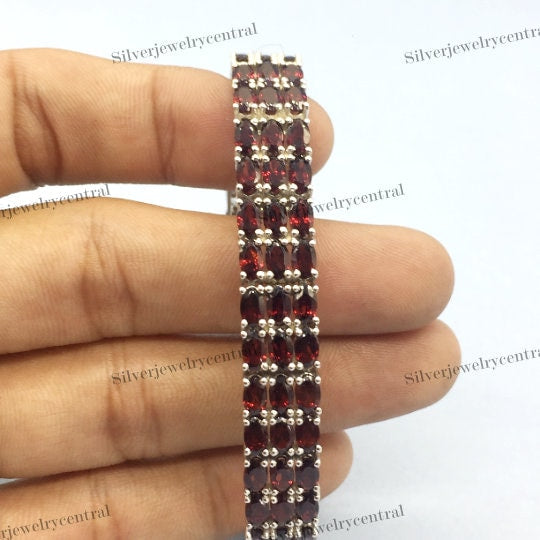 Natural Garnet Bracelet-Oval Gemstone-925 Sterling Silver Jewelry-January Birthstone Jewelry-Silver Tennis Bracelet-Gift for Anniversary