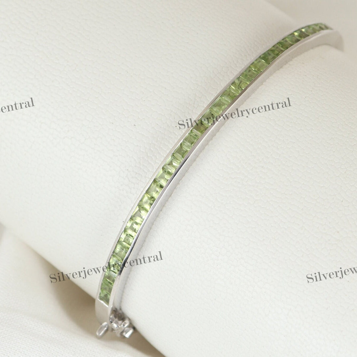 Natural Peridot Bangle-Square Cut Gemstone Bangle-925 Sterling Silver Jewelry-August Birthstone-Green Peridot Jewelry-Anniversary Gift