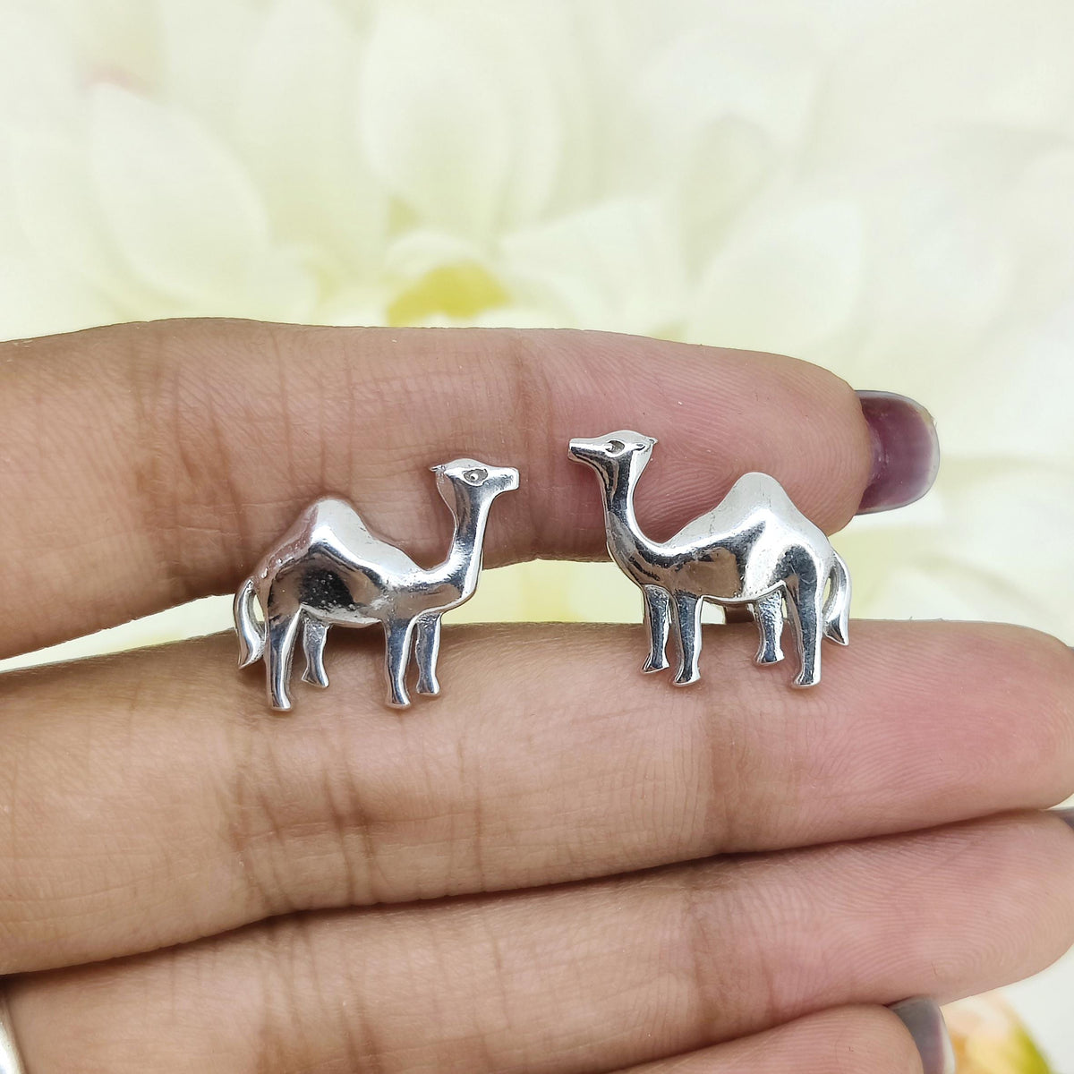 Desert Camel Cufflinks-925 Sterling Silver Cufflinks-Minimalist Cufflinks for men's-Handmade Jewelry-Silver Animal Cufflinks-Birthday Gift