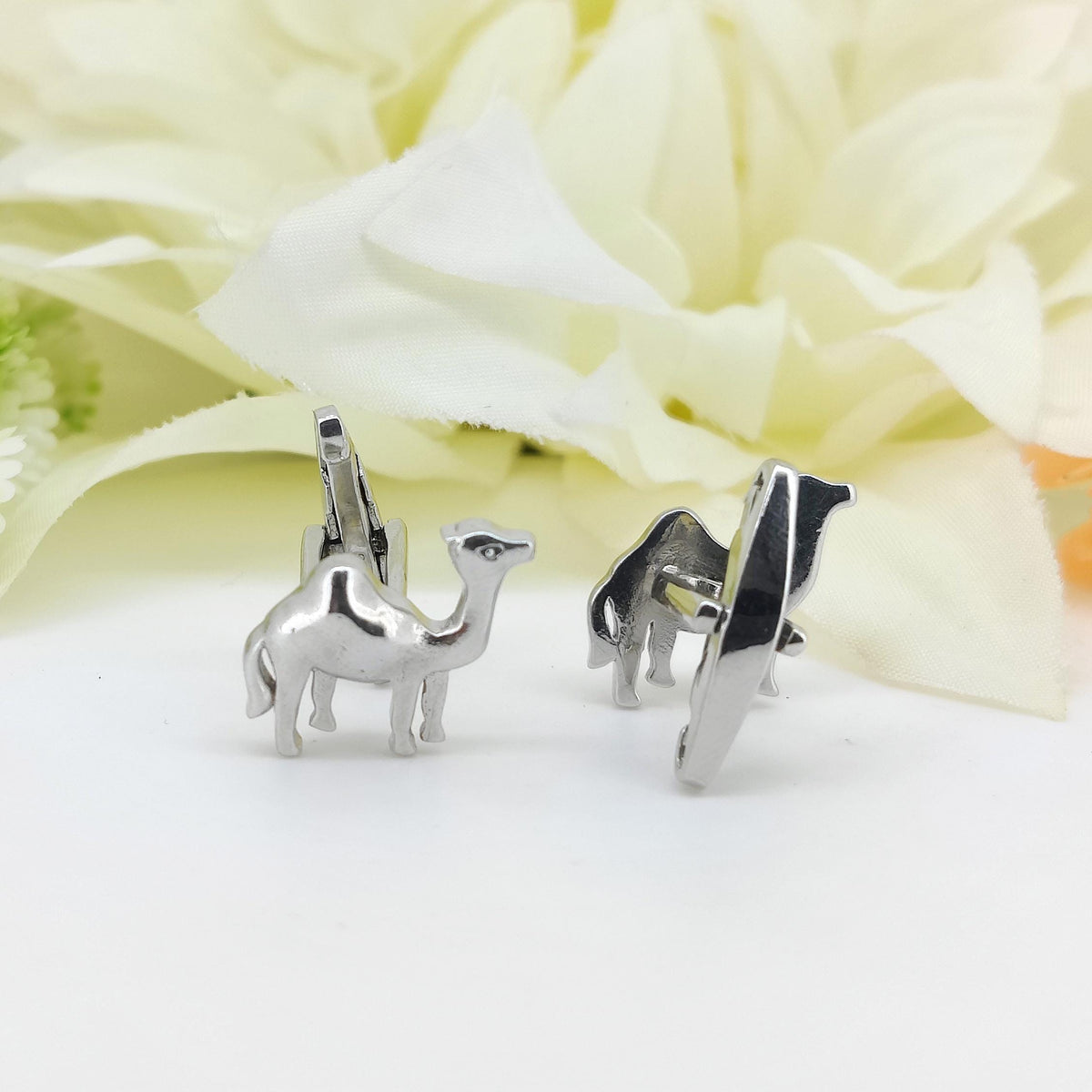 Desert Camel Cufflinks-925 Sterling Silver Cufflinks-Minimalist Cufflinks for men's-Handmade Jewelry-Silver Animal Cufflinks-Birthday Gift