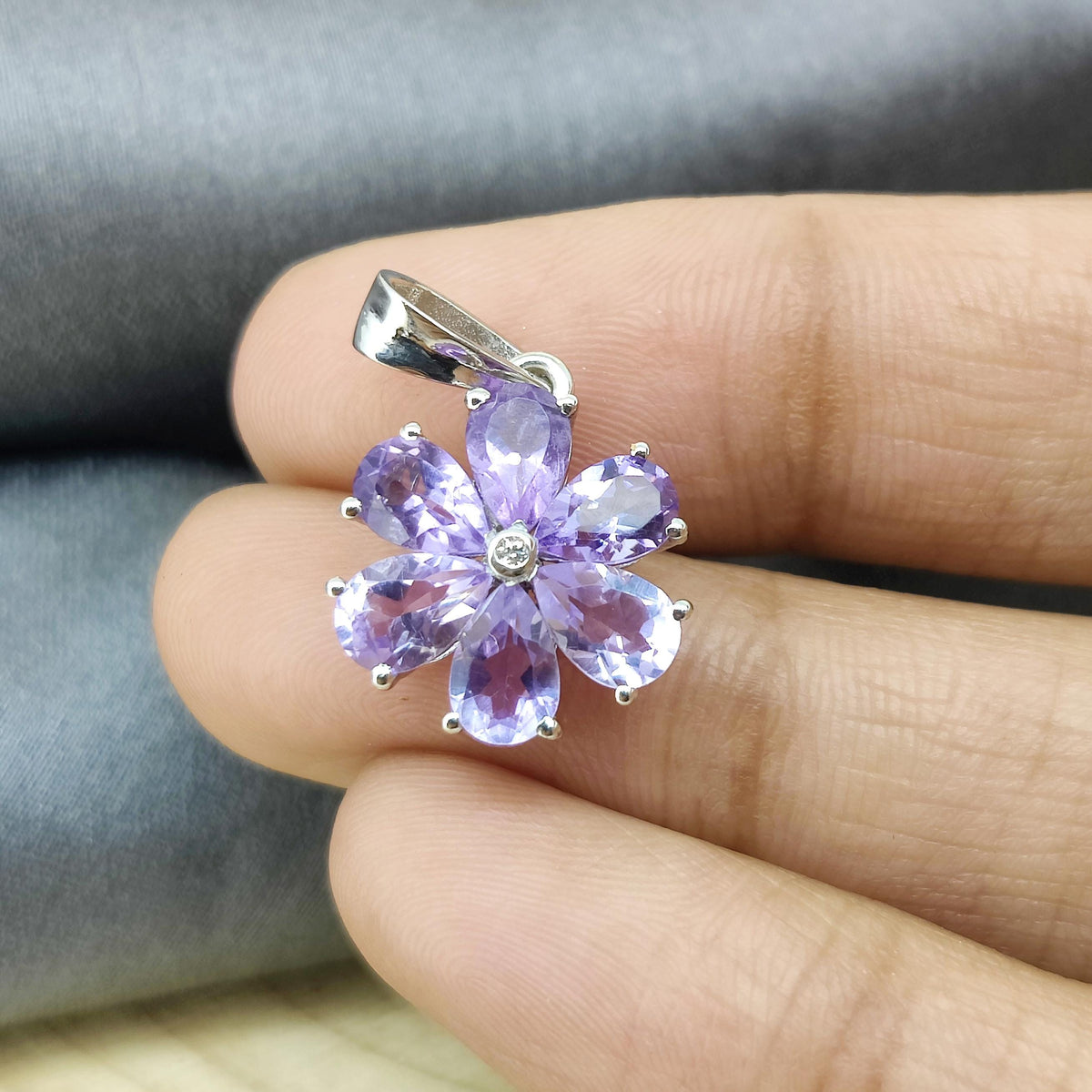 Natural Amethyst Pendant-925 Sterling Silver Jewelry-February Birthstone-Gemstone Flower Pendant-Handmade Jewelry-Gift for Anniversary