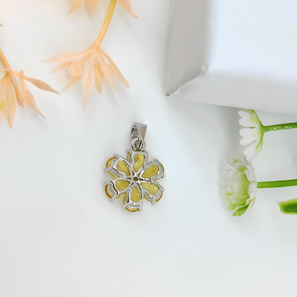 Natural Citrine Pendant-925 Sterling Silver Jewelry-November Birthstone-Pear Gemstone Flower Pendant-Handmade Jewelry-Gift for Anniversary