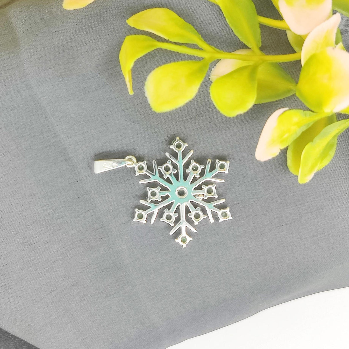 Natural Emerald Pendant-925 Sterling Silver-May Birthstone Green Emerald Jewelry