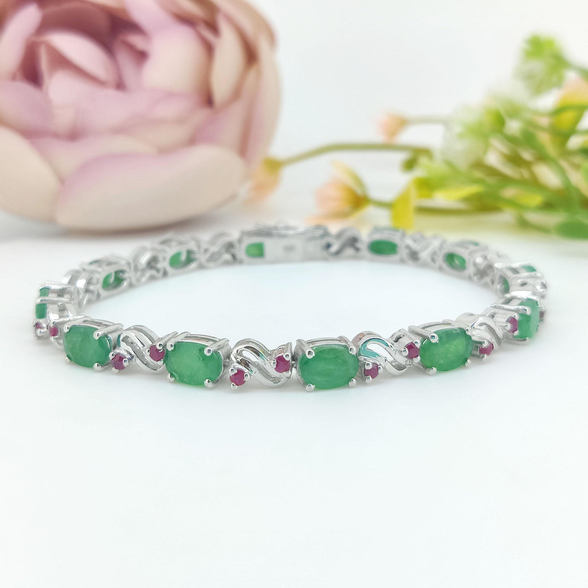Natural Emerald Bracelet-925 Sterling Silver Jewelry-Oval Cut Gemstone-May Birthstone Bracelet-Diamond Tennis Bracelet-Gift for Anniversary