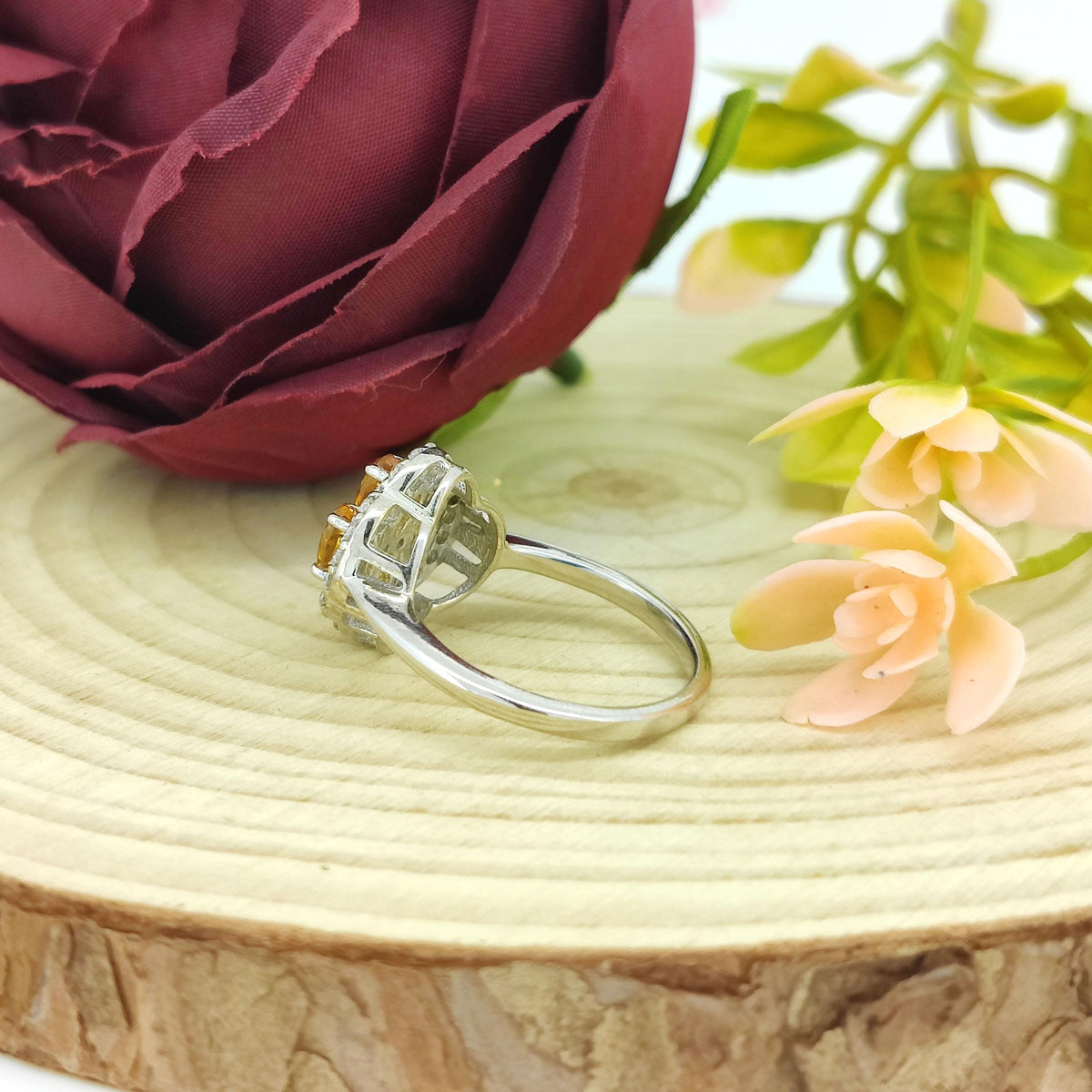 Natural Citrine Ring-Oval Cut Gemstone-925 Sterling Silver Flower Ring-November Birthstone-Yellow Citrine Jewelry-Gift for Engagement