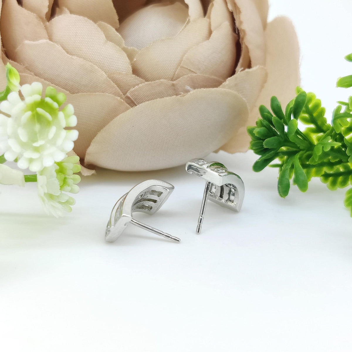 Natural White Topaz Stud Earring-925 Sterling Silver Jewelry-April Birthstone Earrings-Square Cut Gemstone-White Topaz Jewelry-Gift