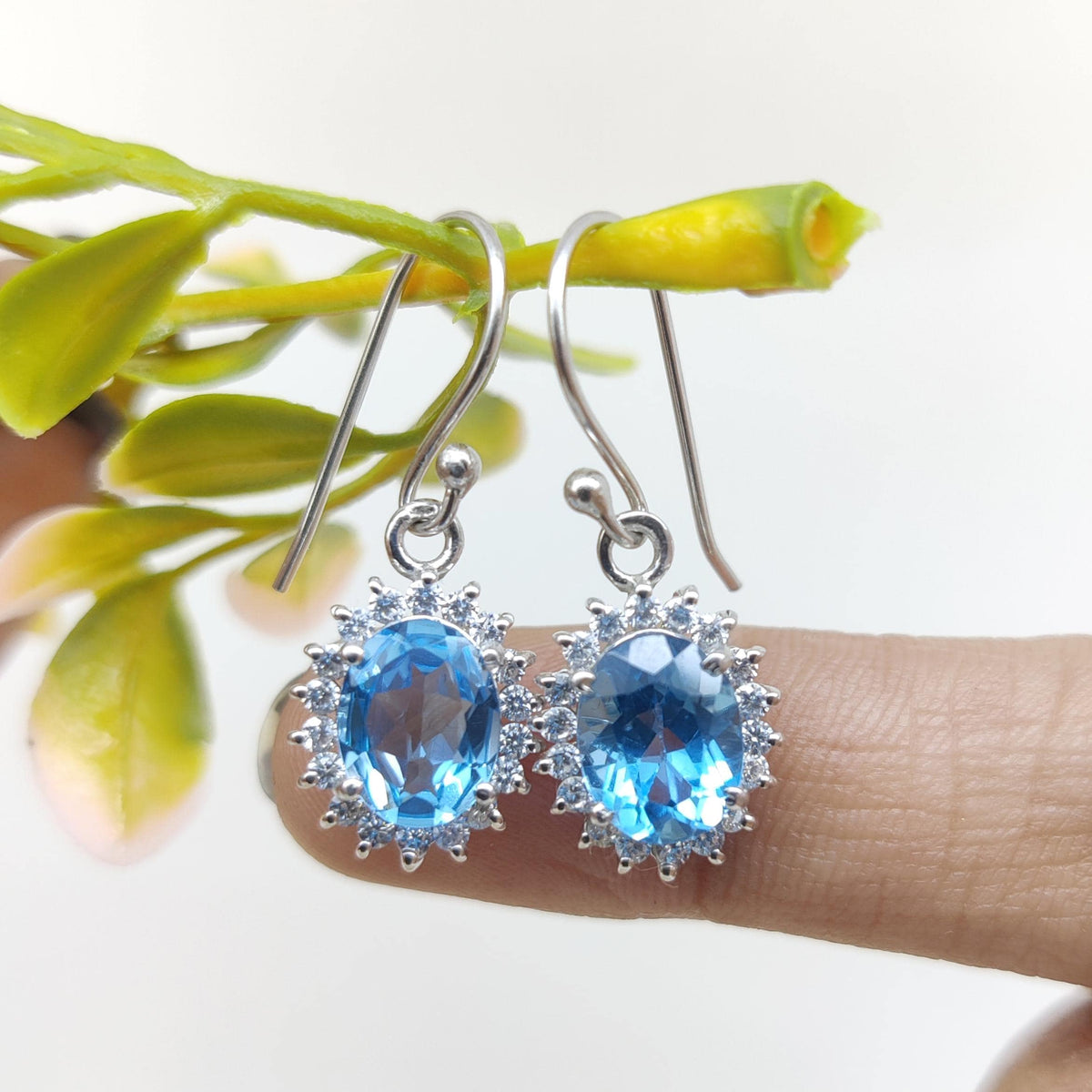 Swiss Blue Topaz Dangle Earring-925 Sterling Silver-Blue Topaz Jewelry-December Birthstone