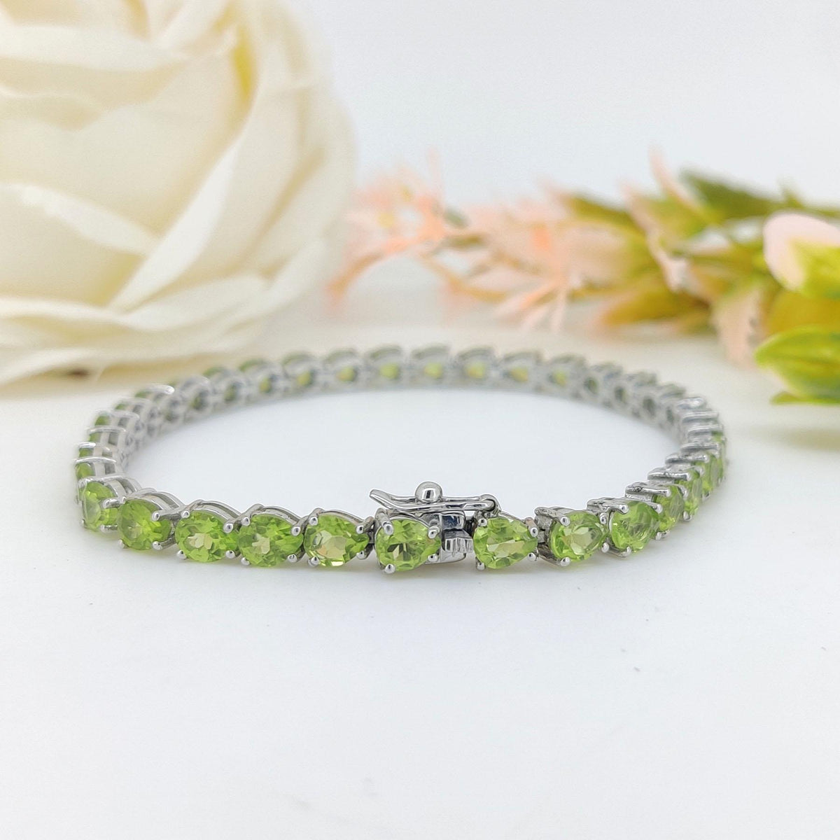 Natural Peridot Tennis Bracelet-925 Sterling Silver Bracelet-Pear Gemstone-August Birthstone Jewelry-Green Peridot Jewelry-Gift for her