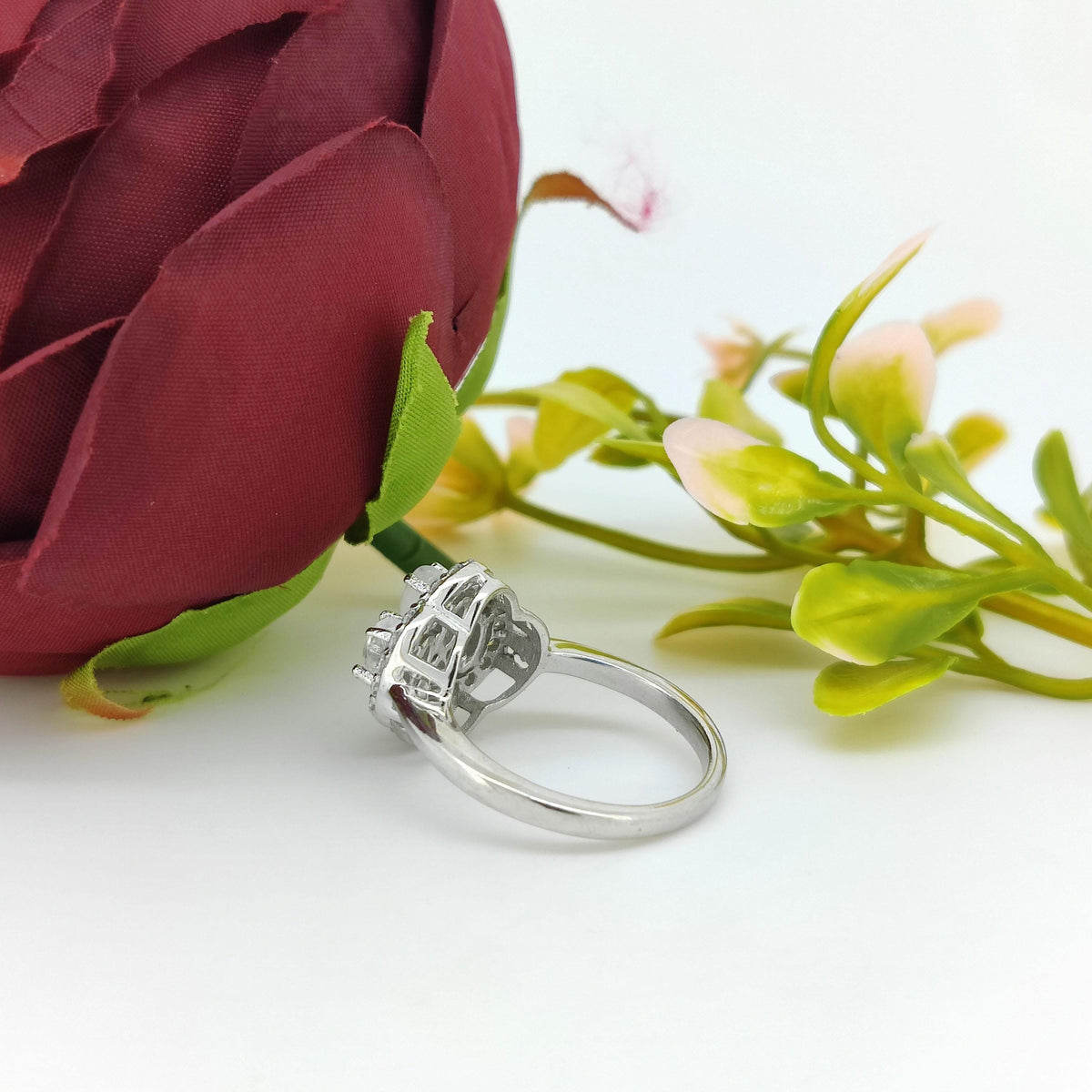 Natural Rainbow Moonstone Gemstone Ring-925 Sterling Silver-Gemstone Cluster Ring-Cubic Zircon-June Birthstone-Oval Moonstone Jewelry Gift