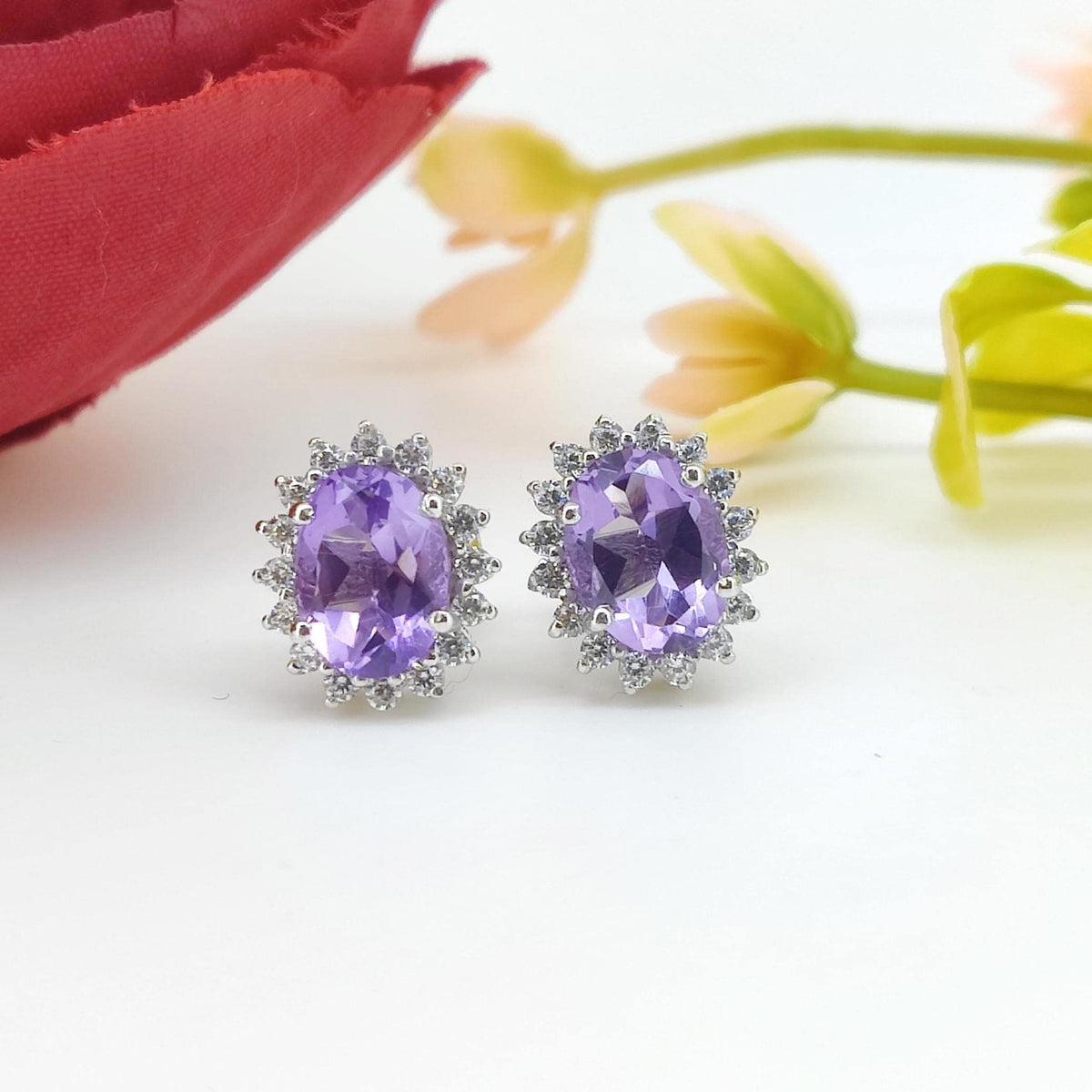 Natural Amethyst Stud Earring-Oval Gemstone-February Birthstone Earrings-925 Sterling Silver-Purple Amethyst Jewelry-Gift for mother's Day