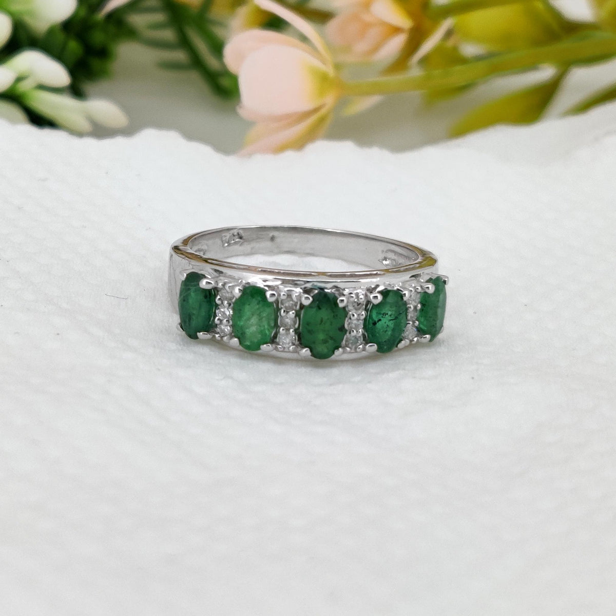 Natural Emerald Ring, 925 Sterling Silver, Oval Gemstone Stacking Band, Emerald Jewelry, May Birthstone