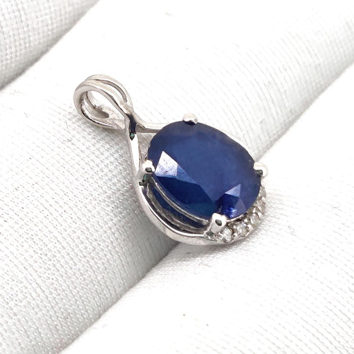 Natural Blue Sapphire Pendant-925 Sterling Silver Jewelry-September Birthstone-Handmade Jewelry-Anniversary Gift