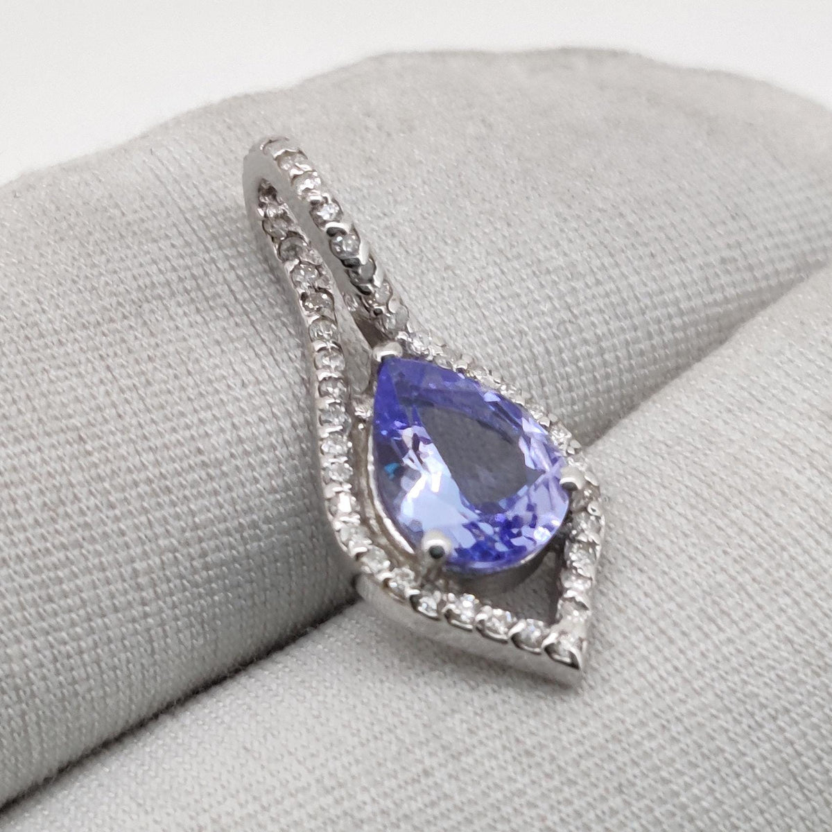Handmade Tanzanite Pendant-925 Sterling Silver-December Birthstone-Blue Gemstone Jewelry-Anniversary Gift