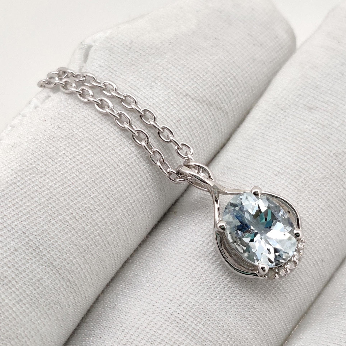 Natural Aquamarine Pendant-925 Sterling Silver-March Birthstone-Handmade Gemstone Jewelry-Anniversary Gift