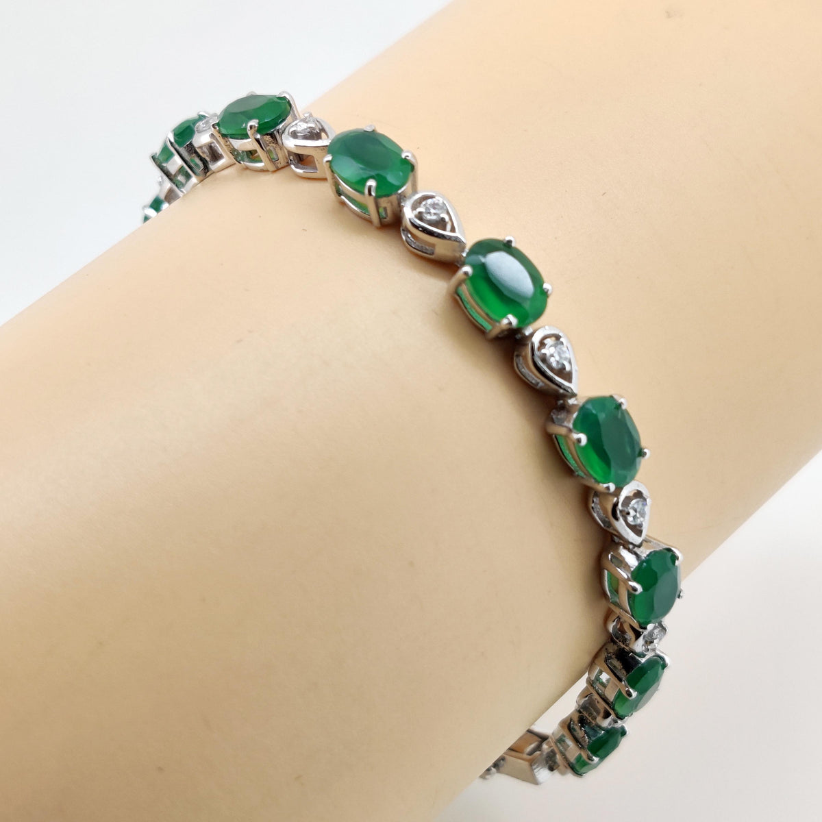 Green Onyx Tennis Bracelet, Sterling Silver, Oval Gemstone, Dainty Bridal Jewelry
