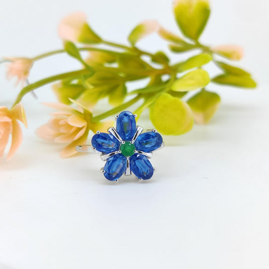 Natural Kyanite Flower Ring-925 Sterling Silver Ring-Oval Gemstone-September Birthstone Jewelry-Minimalist Kyanite Jewelry-Gift for women's