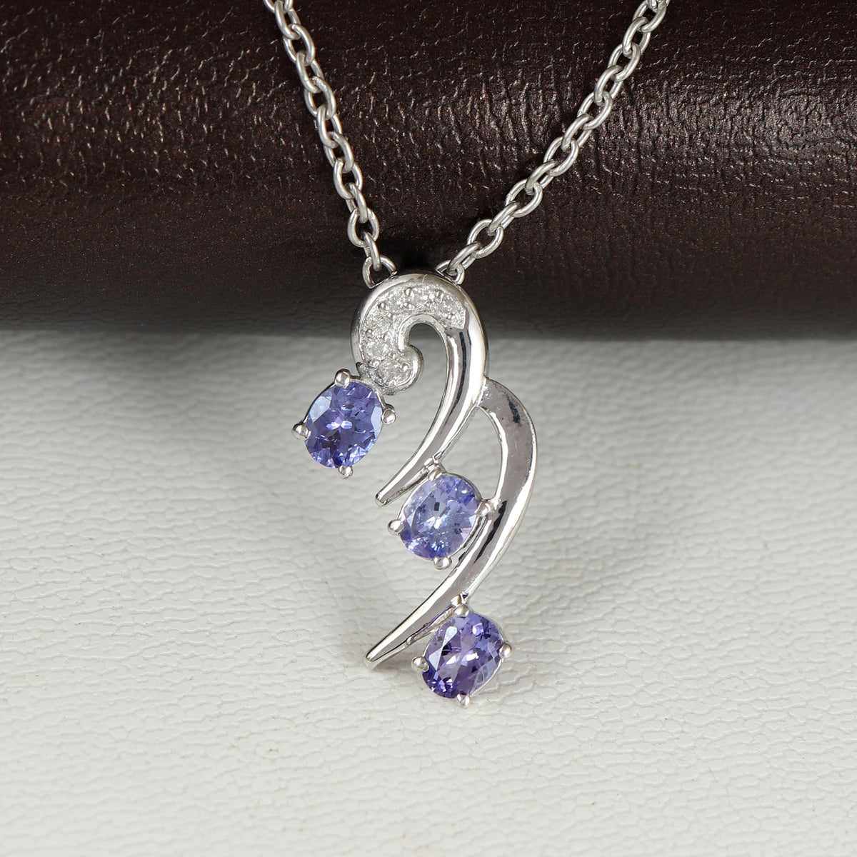 Natural Tanzanite Pendant-925 Sterling Silver Pendant-Minimalist Gemstone Necklace-Tanzanite Jewelry-December Birthstone Pendant Necklace