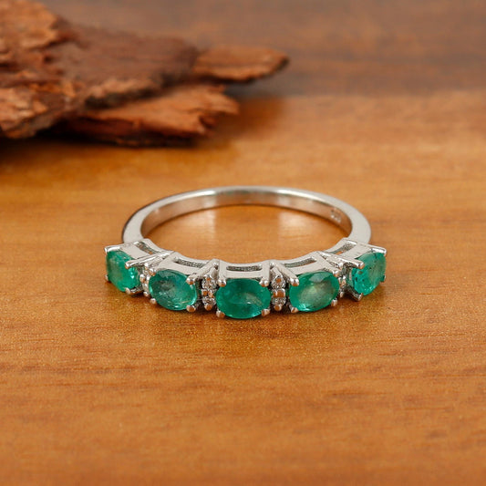 Oval Emerald Sterling Silver Ring, May Birthstone Band, Dainty Stacking Jewelry