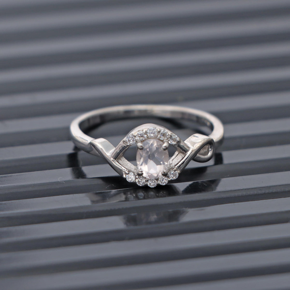 Oval Rose Quartz Ring: Minimalist Sterling Silver Jewelry